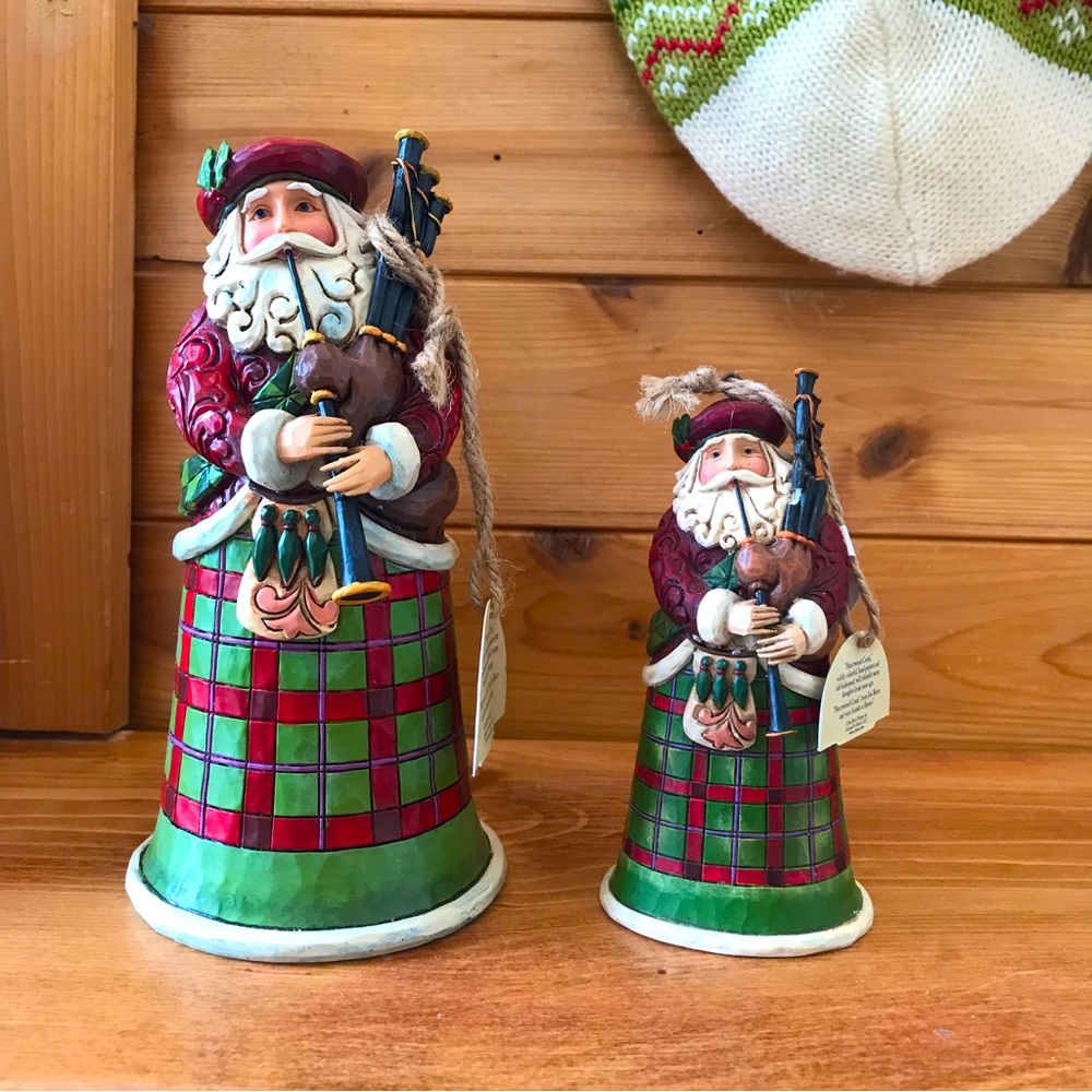 Jim Shore “Nollaig Chridheil” Scottish Santa Figurine & Ornament